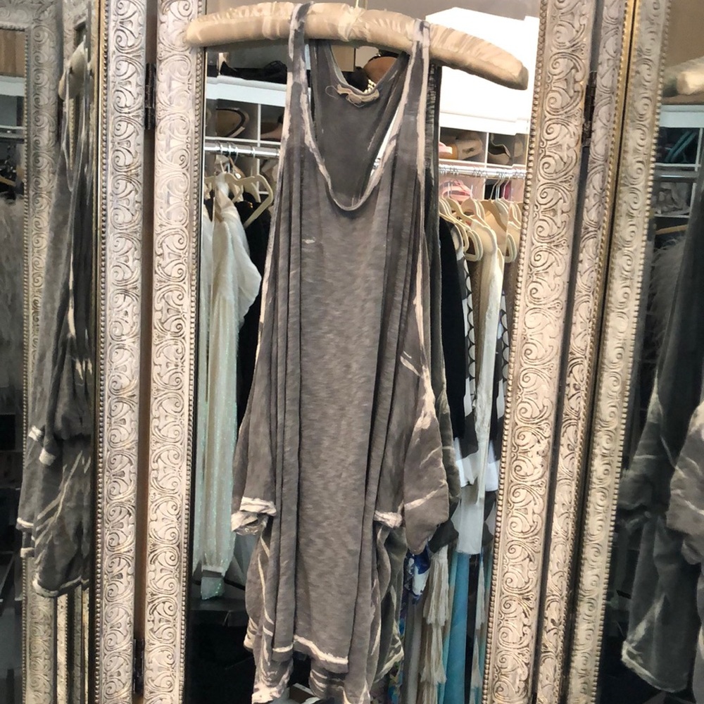 SOLOW Gray burn out T-shirt